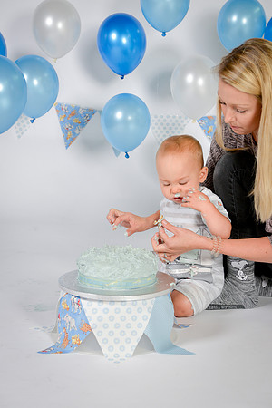 Smash the Cake Shoot
