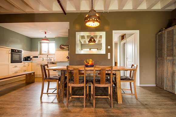 Warehouse Apt-7761