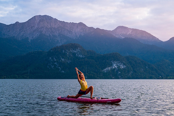 SUP Yoga with Skiyo