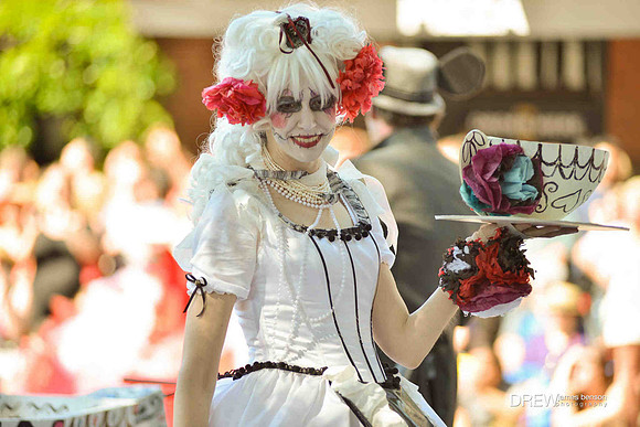 Alice meets Frida Kahlo, the solstice celebration, Fremont Seatt