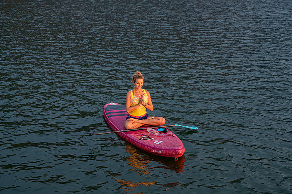 SUP Yoga with Skiyo