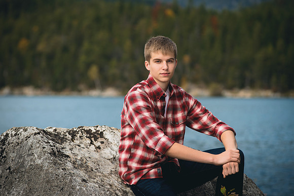 Senior Portrait with Blaes Hoflen