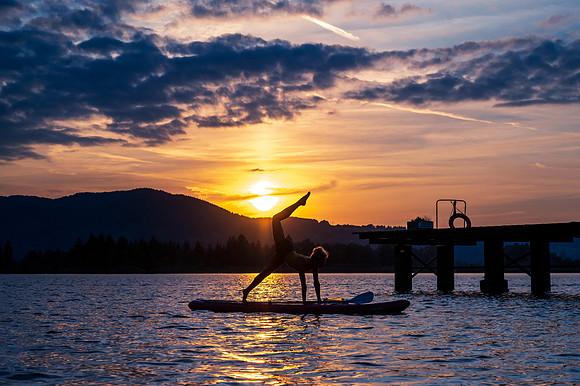 SUP Yoga with Skiyo
