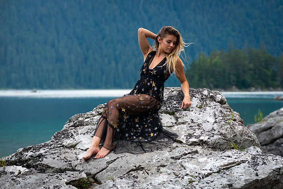 Shoot with Mia Jane O'Neil