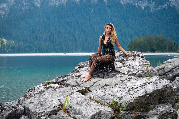 Shoot with Mia Jane O'Neil