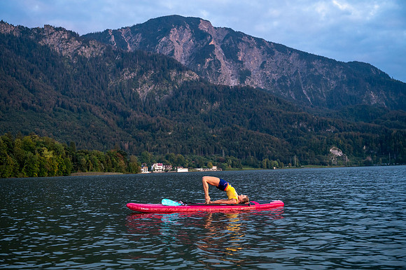SUP Yoga with Skiyo