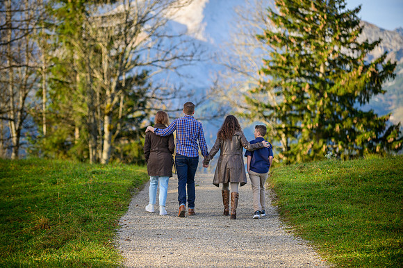 Mucker-Family