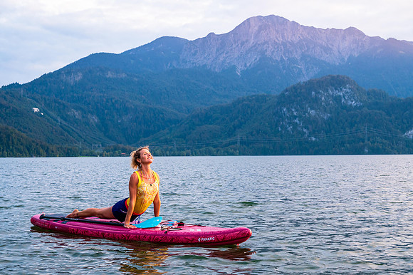 SUP Yoga with Skiyo