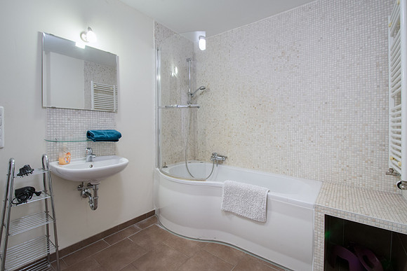 Balcony Apt-1809