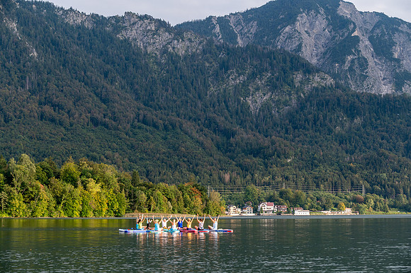 SUP Yoga with Skiyo