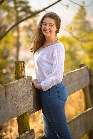 Riley Senior Portrait
