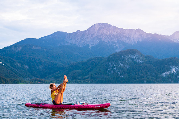 SUP Yoga with Skiyo
