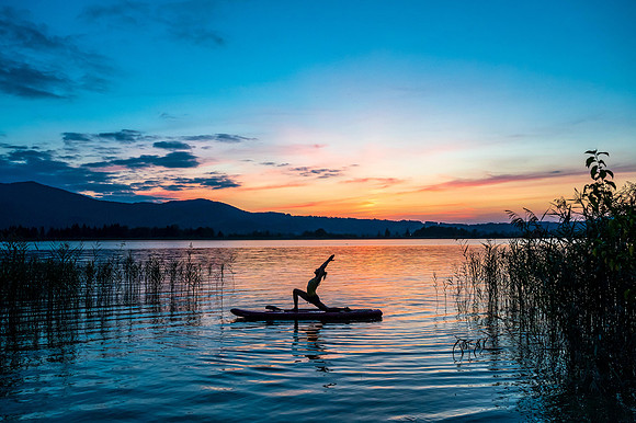 SUP Yoga with Skiyo