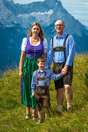 Nicholas Family2350