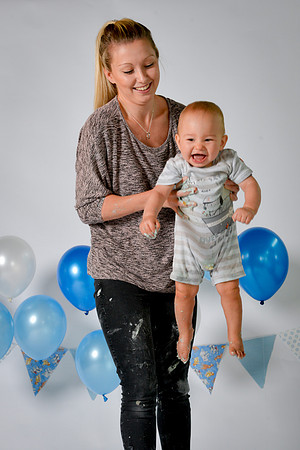 Smash the Cake Shoot