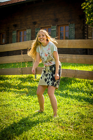 Shoot with Sophie for Platzhirsch
