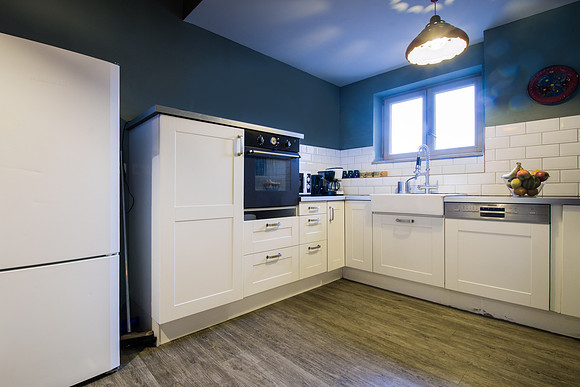 Warehouse Apt-