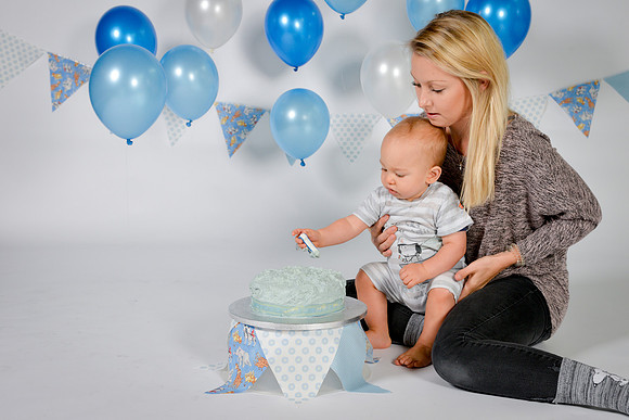 Smash the Cake Shoot