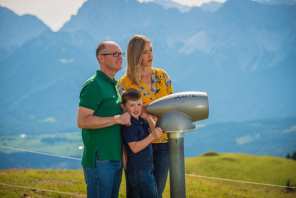 Nicholas Family2276