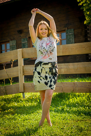 Shoot with Sophie for Platzhirsch