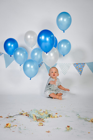 Smash the Cake Shoot