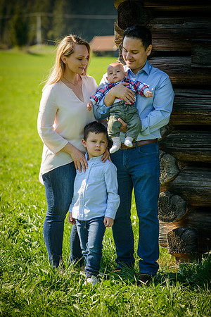 Arias Family Portraits