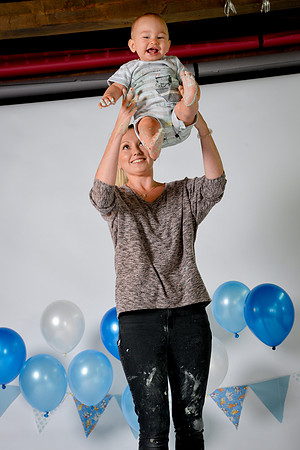 Smash the Cake Shoot