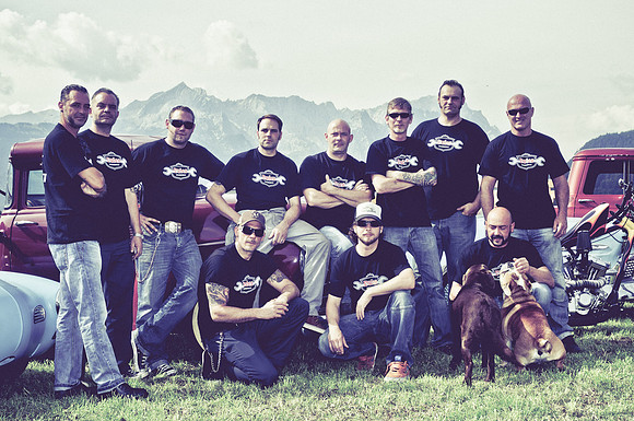 Dudes Group photo shoot