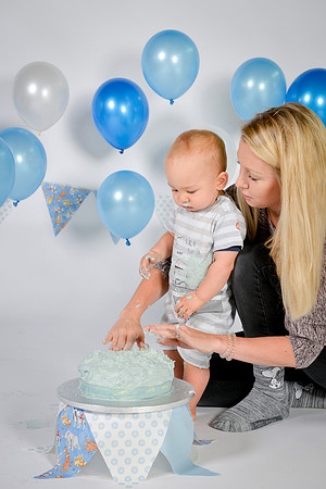 Smash the Cake Shoot