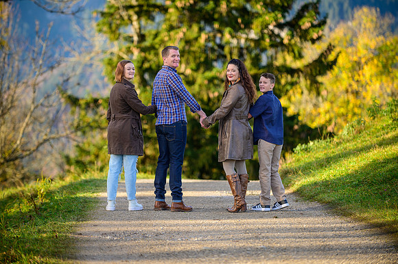 Mucker-Family