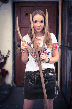 Shoot with Sophie for Platzhirsch