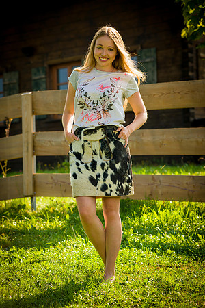 Shoot with Sophie for Platzhirsch